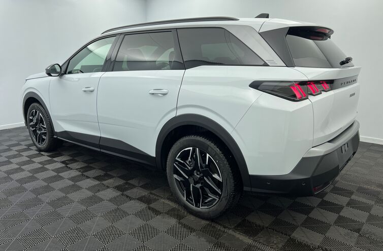 PEUGEOT 5008 SUV Hybride Essence