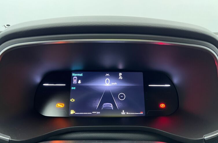 RENAULT Arkana SUV Hybride Essence