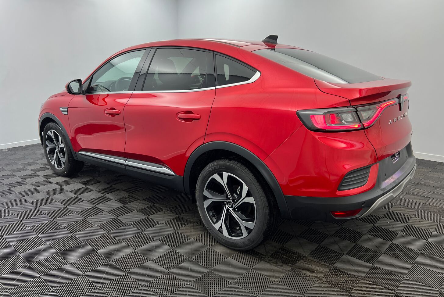 RENAULT Arkana SUV Hybride Essence