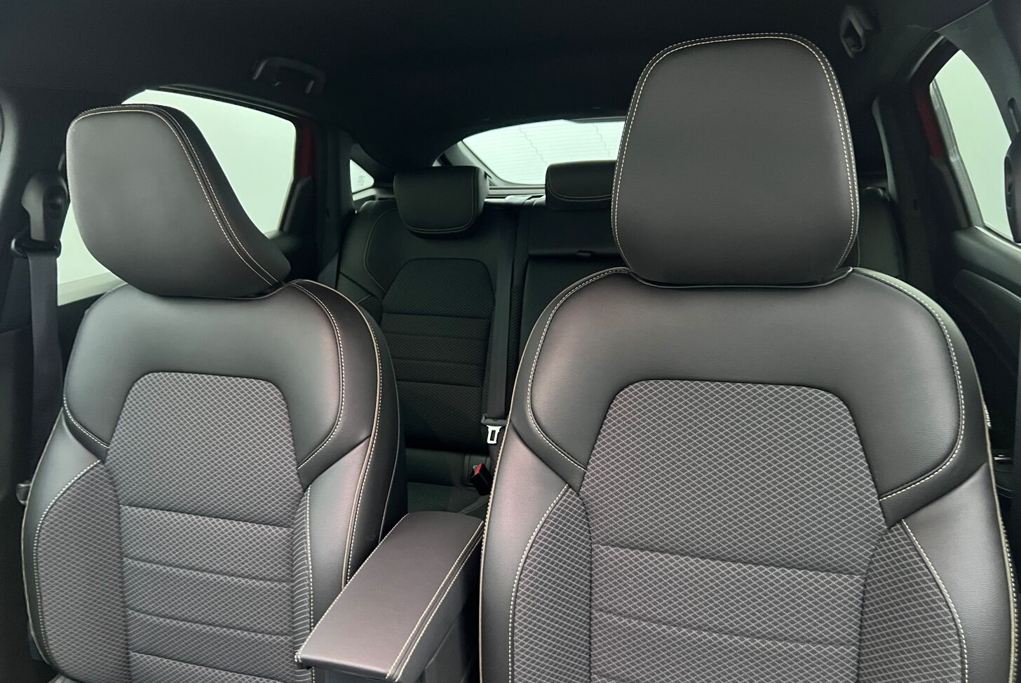 RENAULT Arkana SUV Hybride Essence