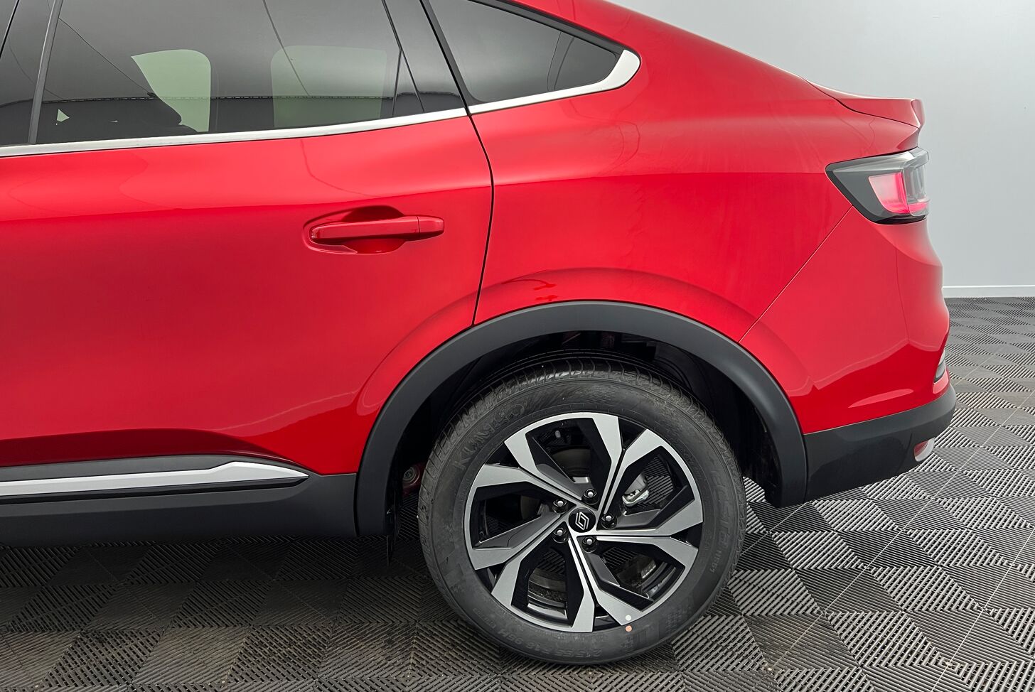 RENAULT Arkana SUV Hybride Essence