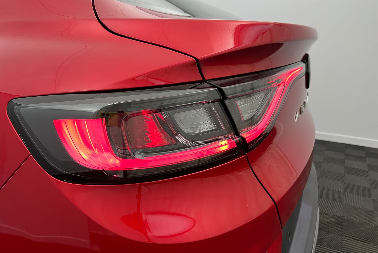 RENAULT Arkana SUV Hybride Essence