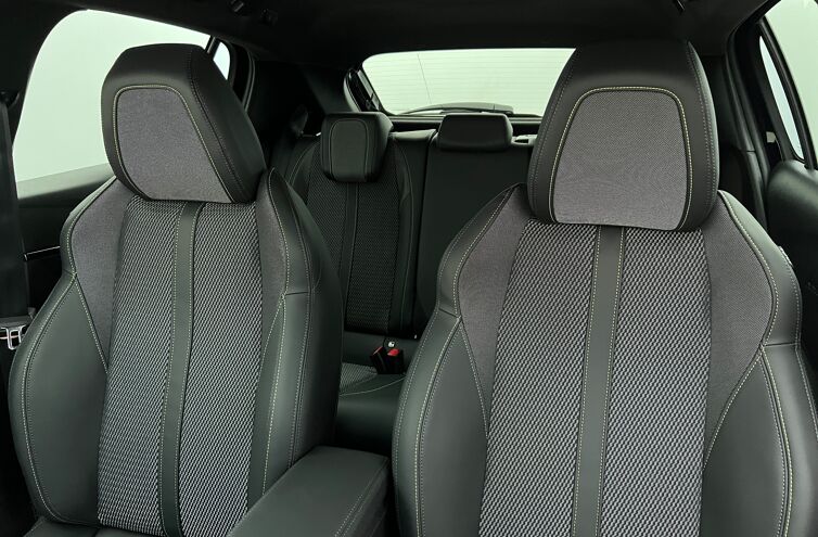PEUGEOT 208 Citadine Hybride Essence