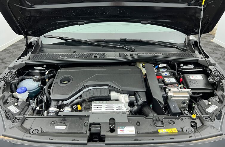 PEUGEOT 208 Citadine Hybride Essence