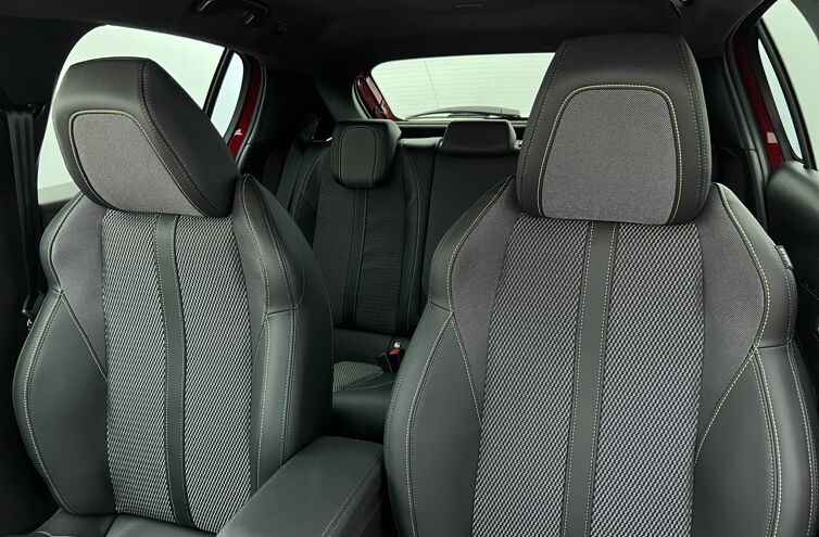 PEUGEOT 208 Citadine Hybride Essence