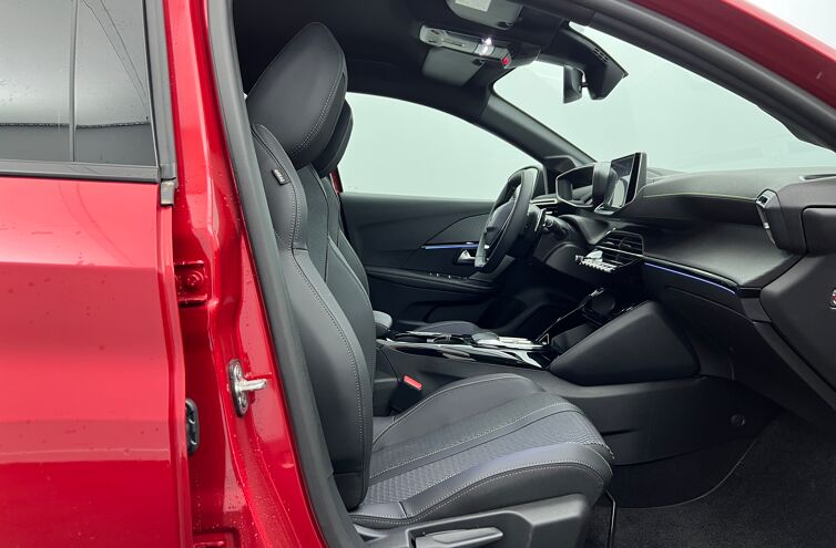 PEUGEOT 208 Citadine Hybride Essence