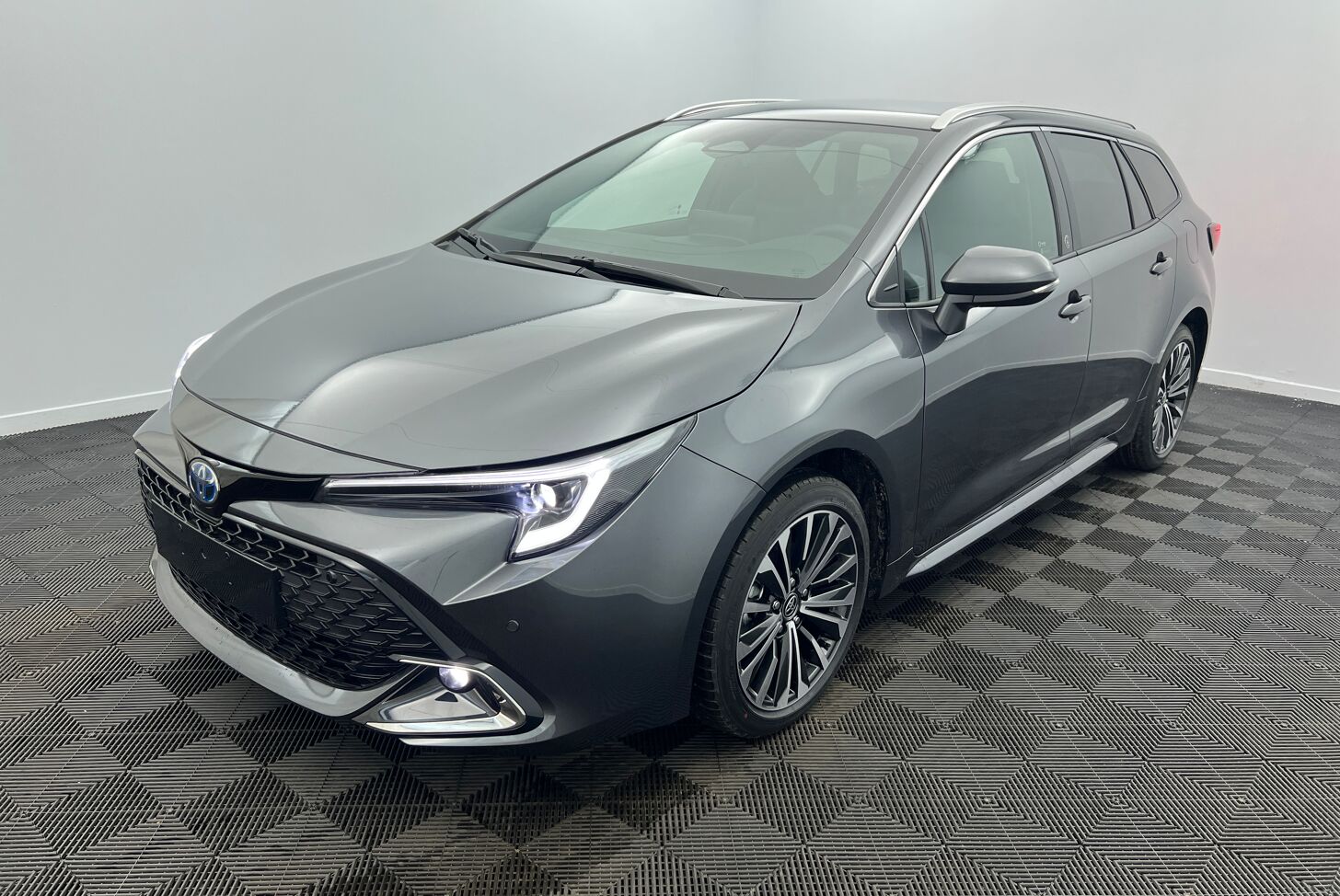 TOYOTA Corolla Touring Sports Break Hybride Essence