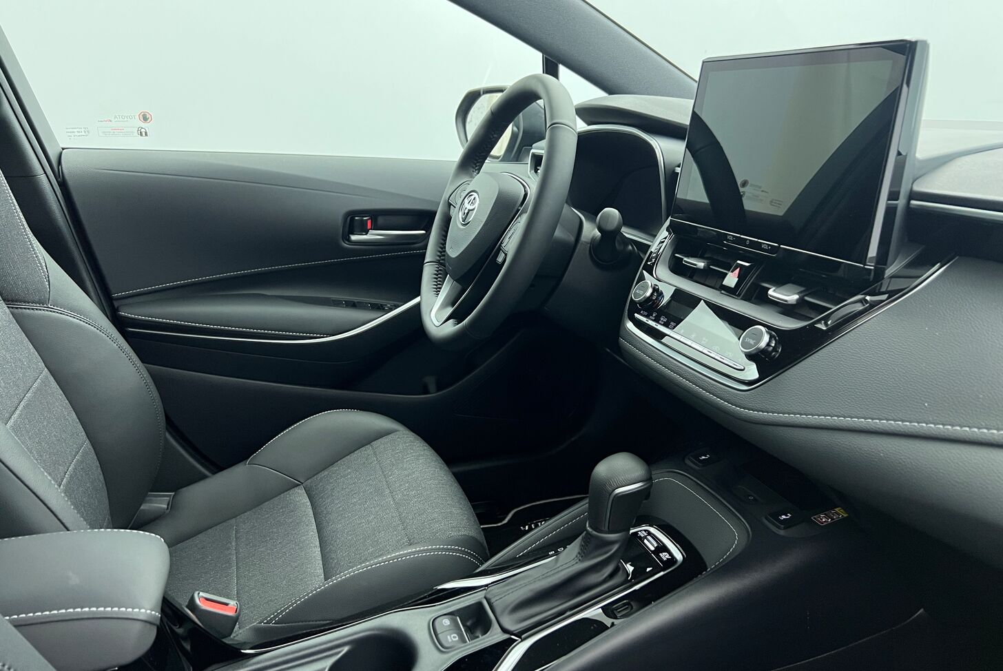 TOYOTA Corolla Touring Sports Break Hybride Essence