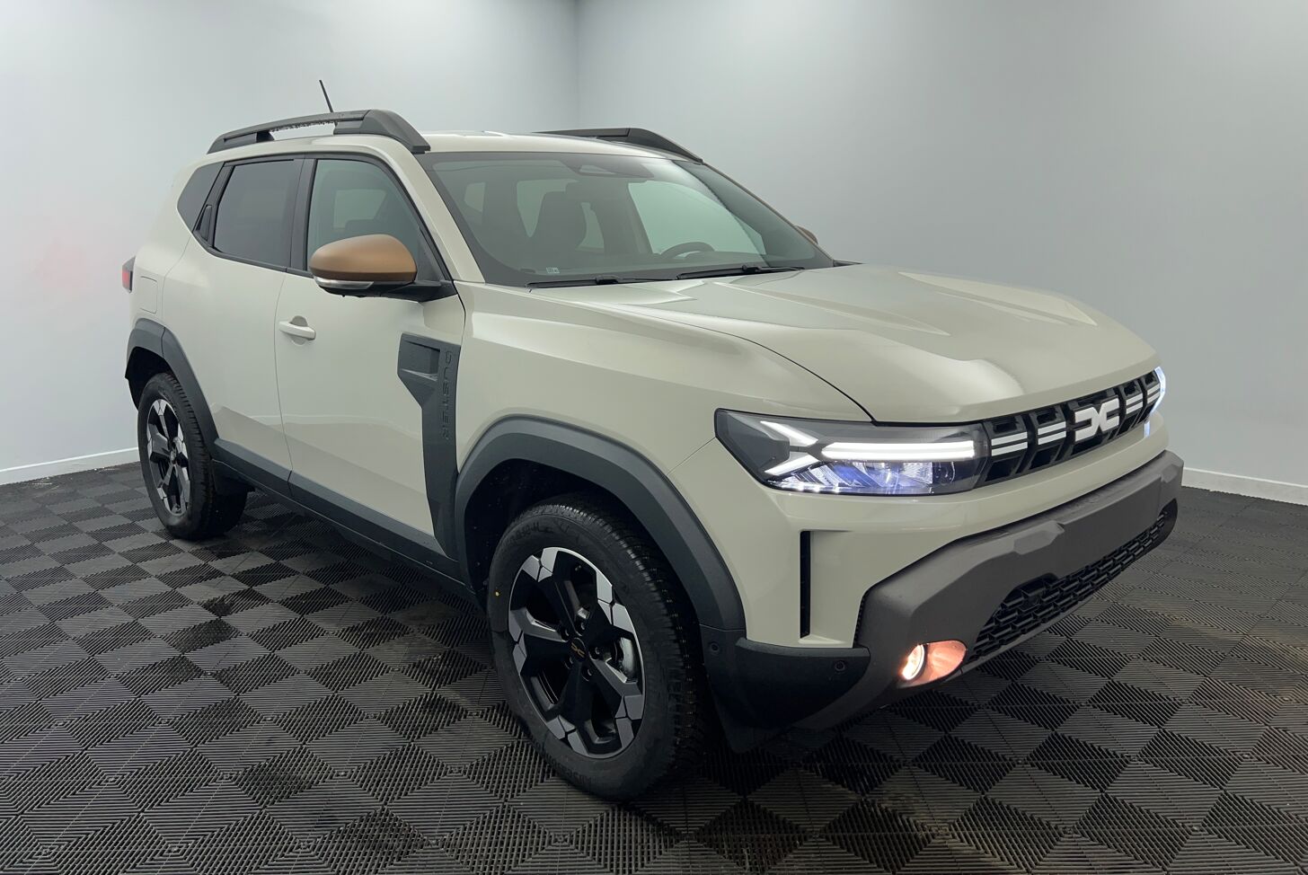 DACIA Duster SUV Hybride Essence