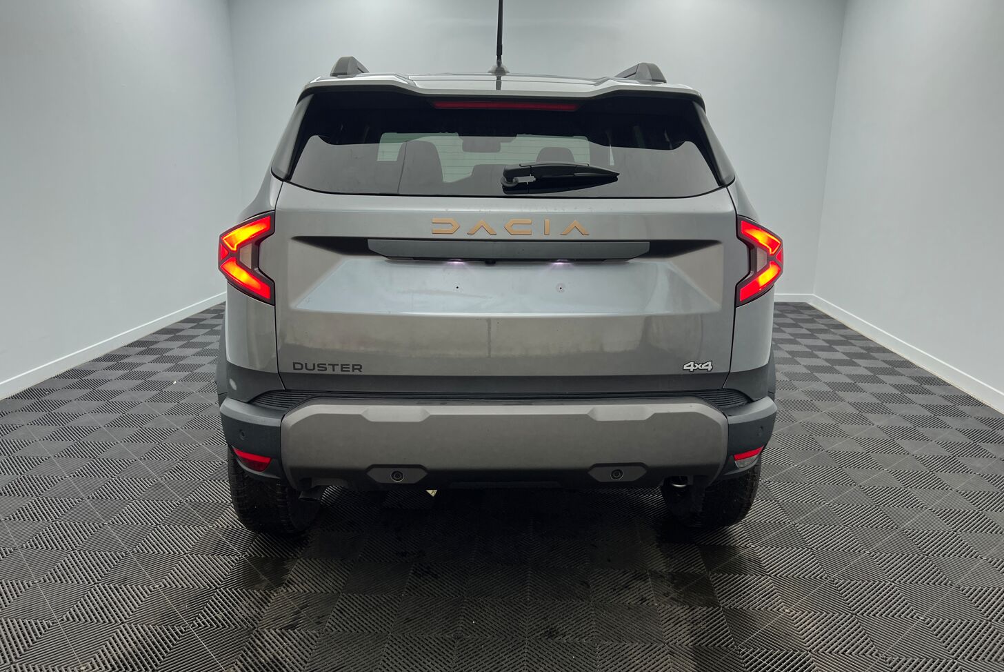 DACIA Duster SUV Hybride Essence