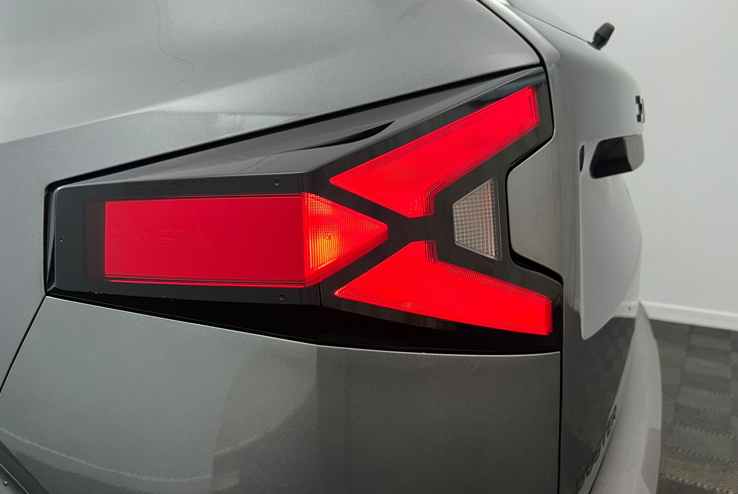 DACIA Duster SUV Hybride Essence