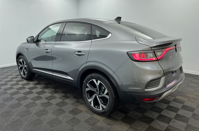 RENAULT Arkana SUV Hybride Essence