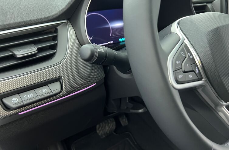 RENAULT Arkana SUV Hybride Essence