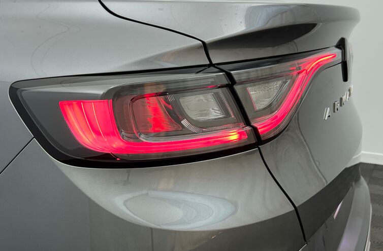 RENAULT Arkana SUV Hybride Essence