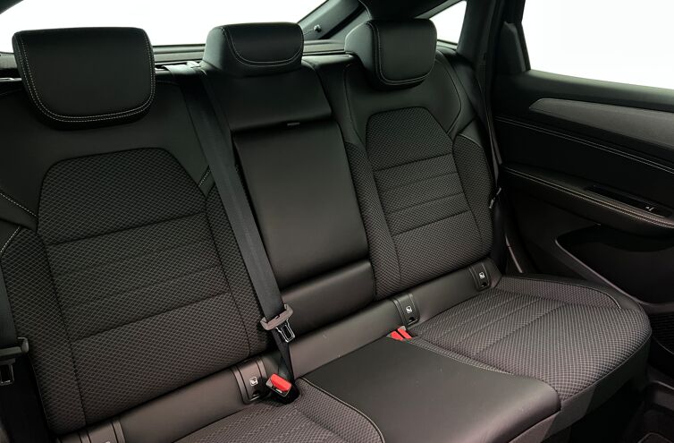 RENAULT Arkana SUV Hybride Essence