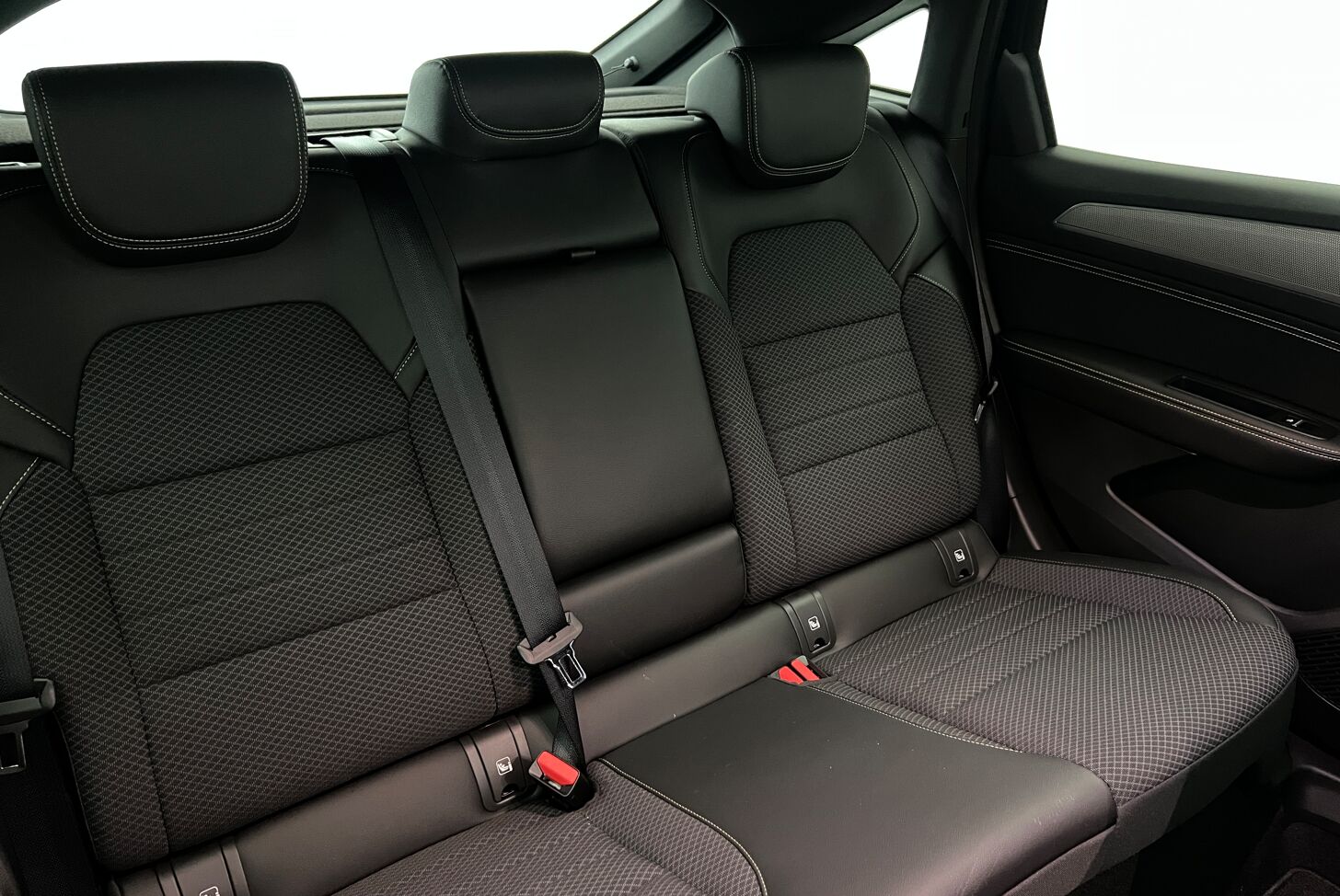 RENAULT Arkana SUV Hybride Essence