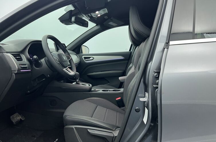 RENAULT Arkana SUV Hybride Essence