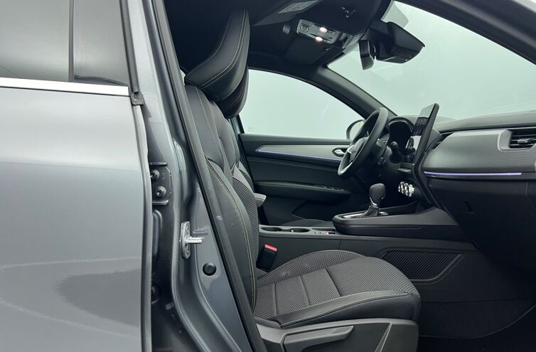RENAULT Arkana SUV Hybride Essence