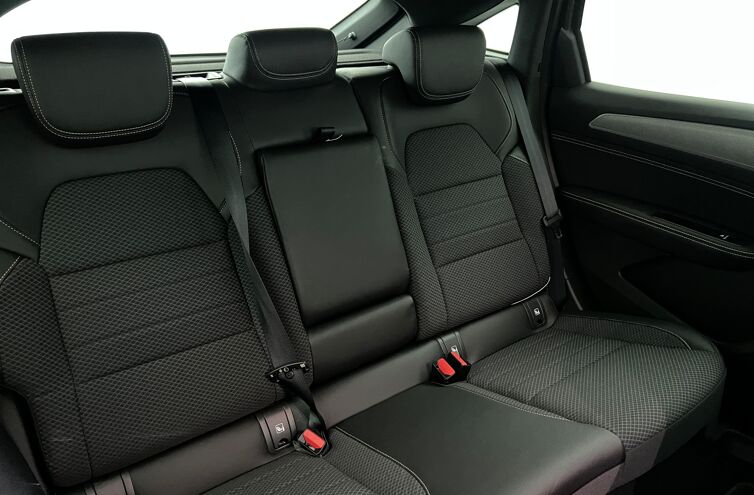 RENAULT Arkana SUV Hybride Essence