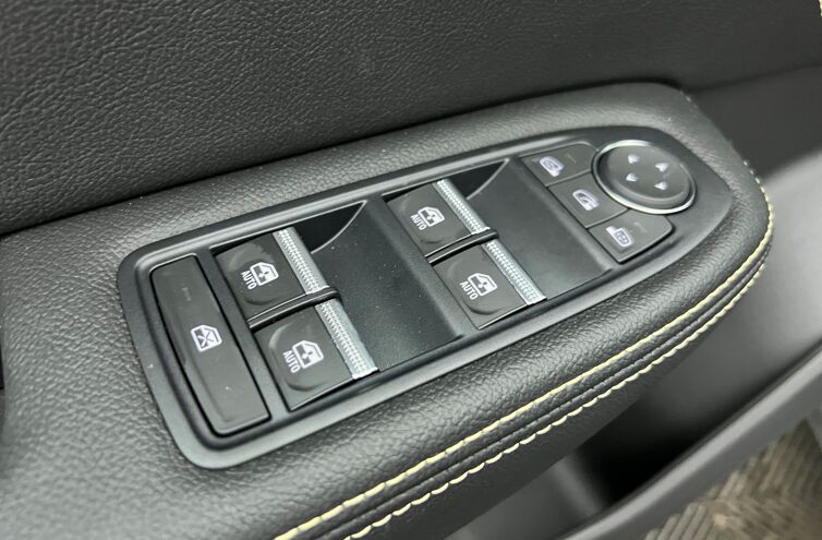 RENAULT Arkana SUV Hybride Essence