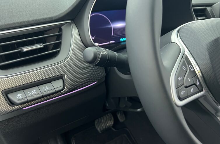 RENAULT Arkana SUV Hybride Essence