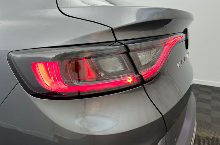 RENAULT Arkana SUV Hybride Essence