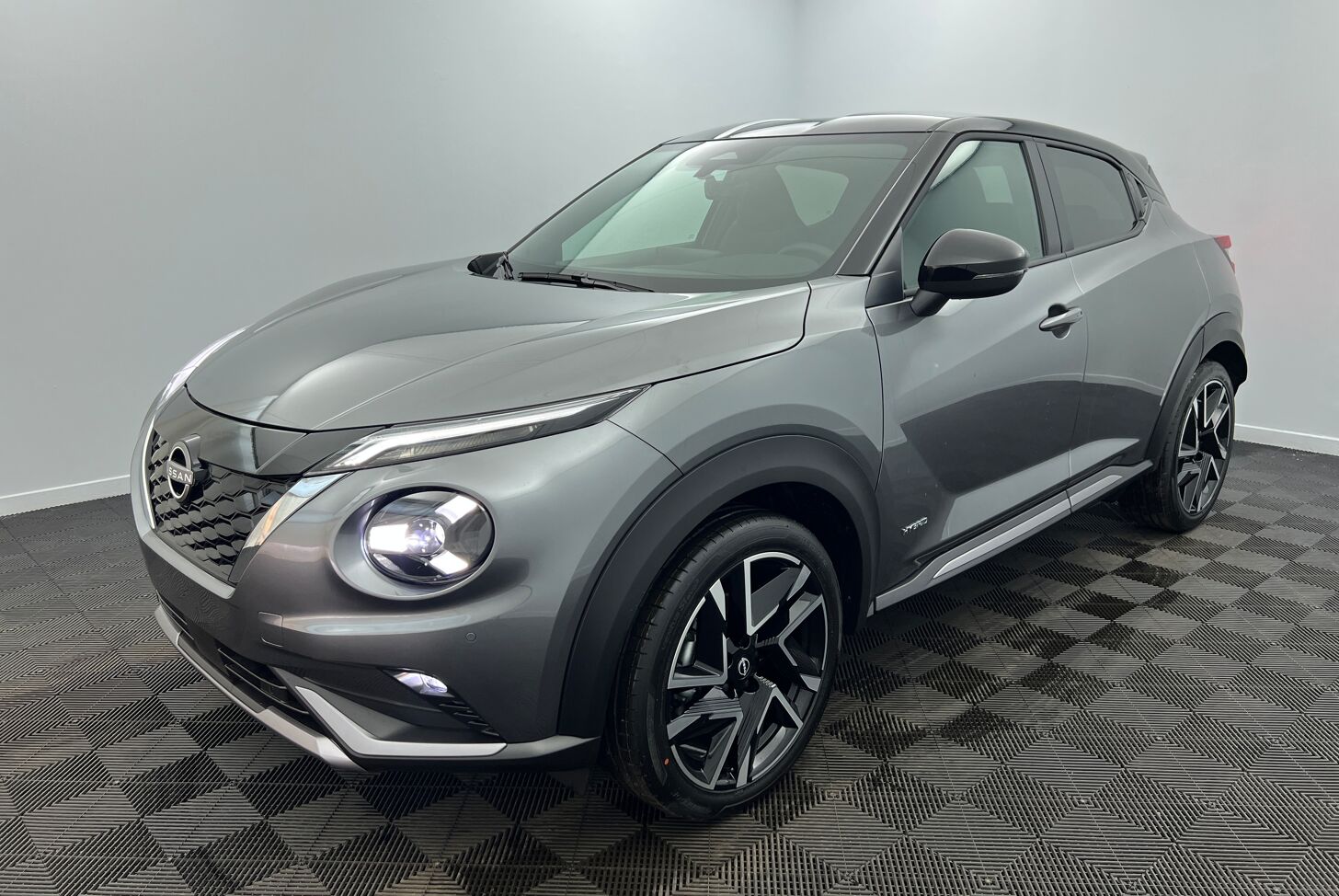 NISSAN Juke SUV Hybride Essence