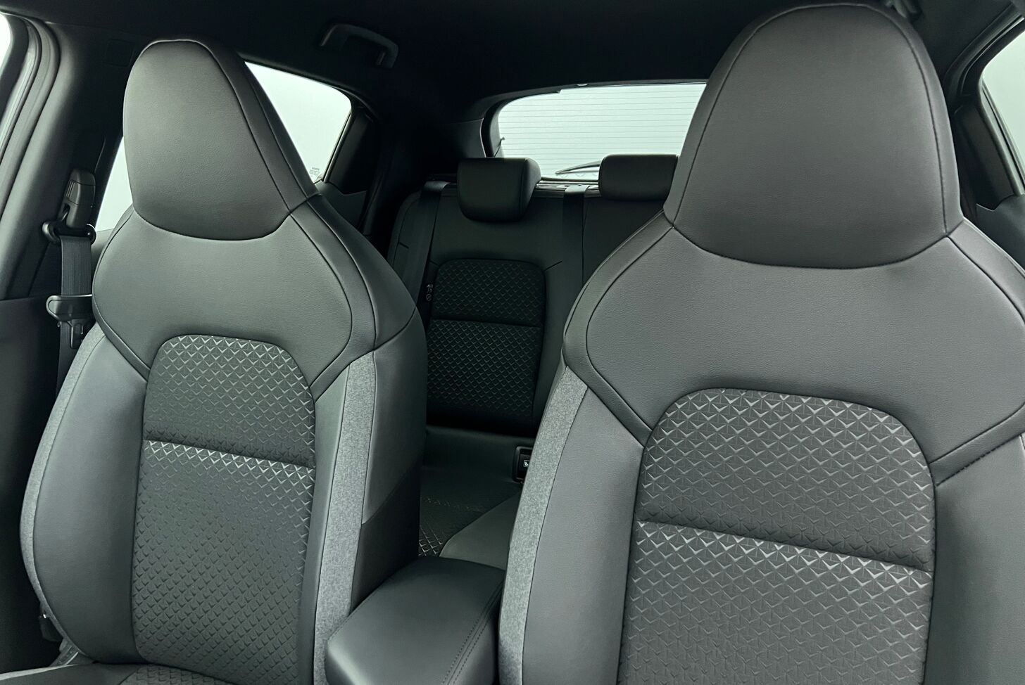 NISSAN Juke SUV Hybride Essence