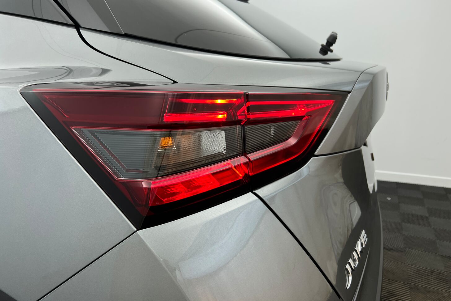 NISSAN Juke SUV Hybride Essence