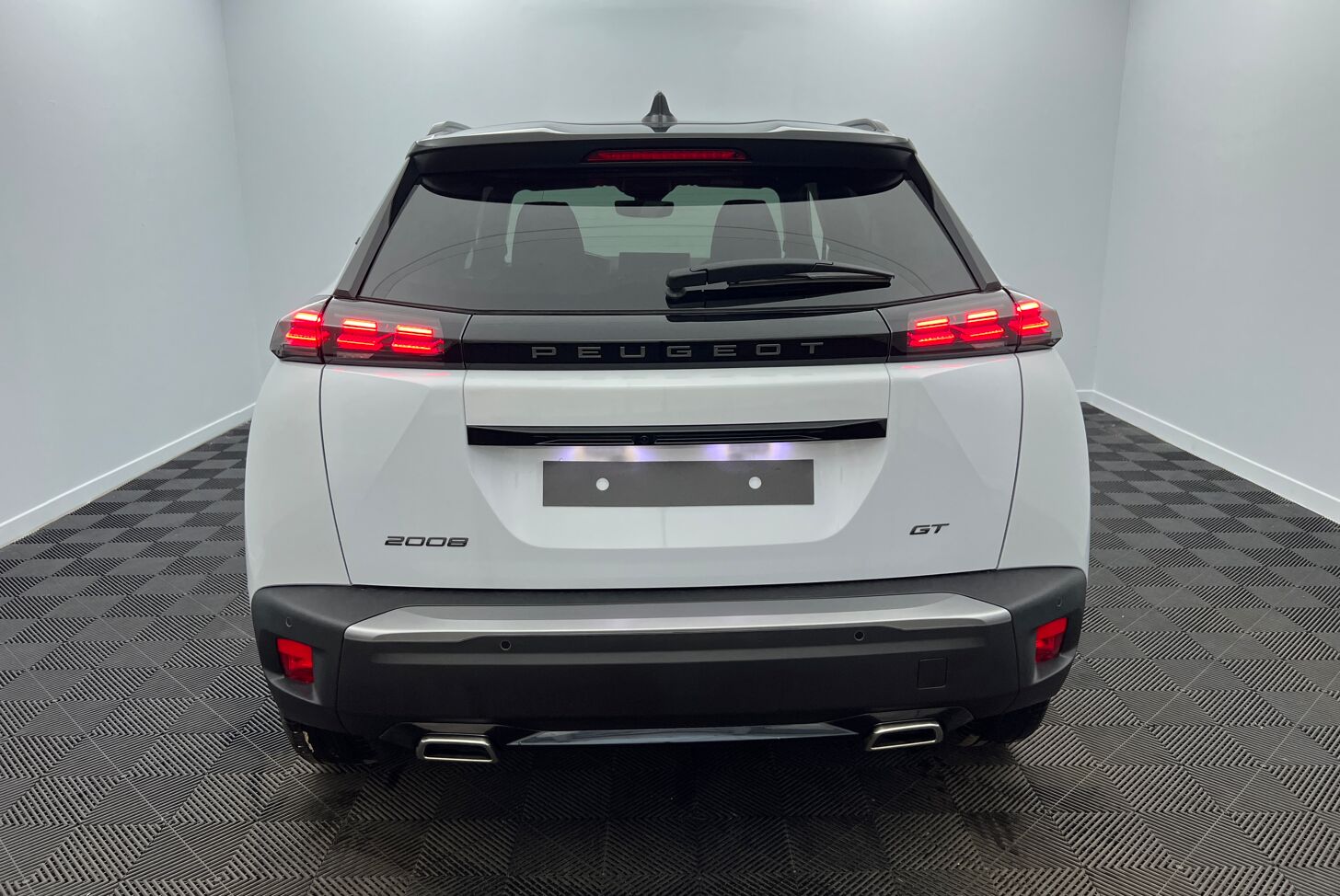 PEUGEOT 2008 SUV Essence 