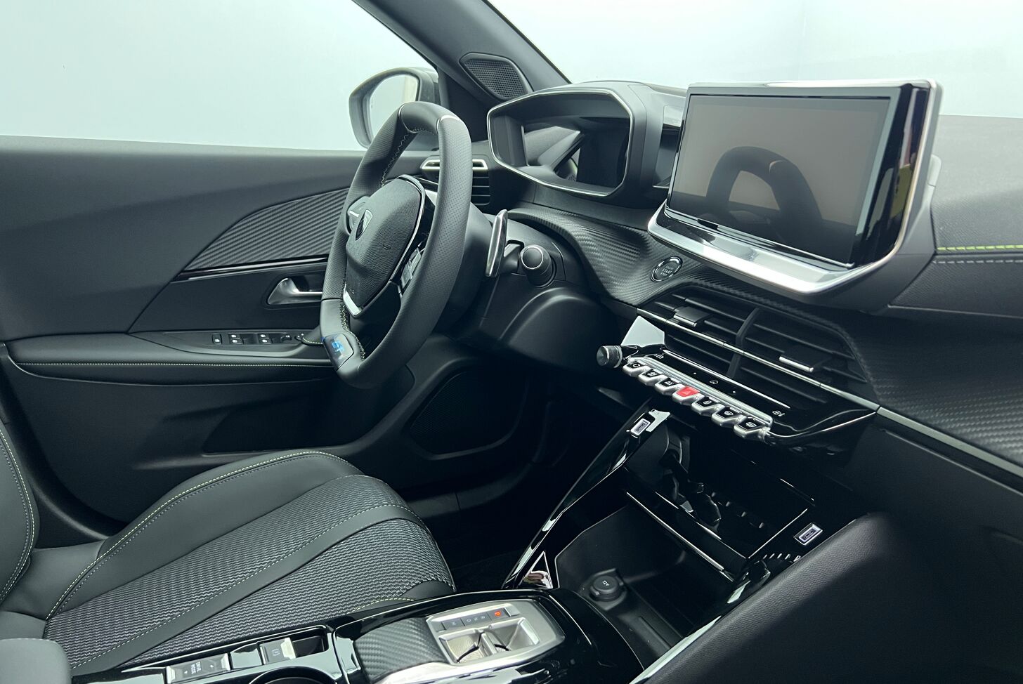 PEUGEOT 2008 SUV Essence 