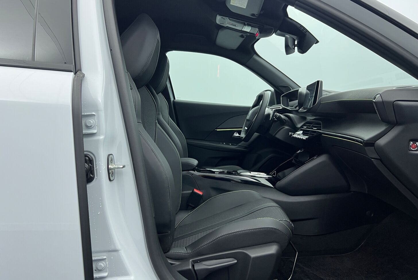 PEUGEOT 2008 SUV Essence 