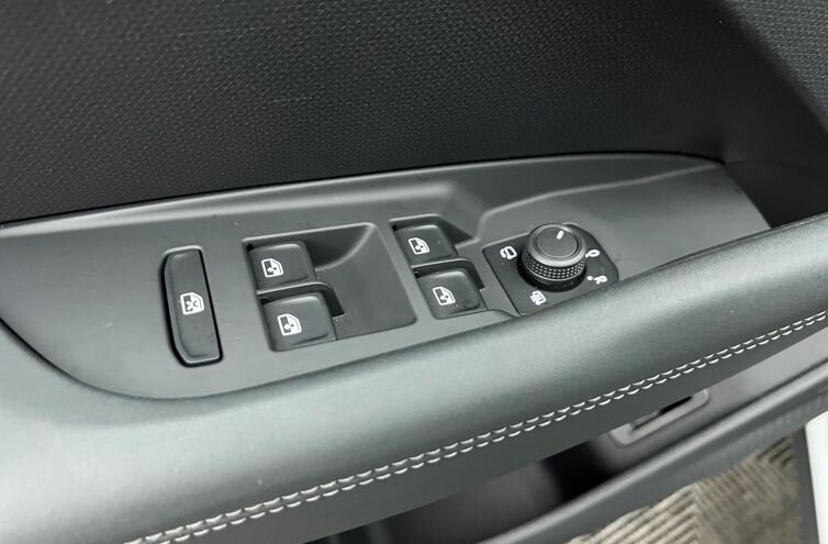 CUPRA Terramar SUV Hybride rechargeable Essence