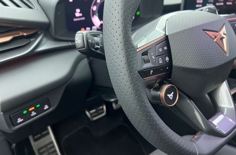 CUPRA Terramar SUV Hybride rechargeable Essence