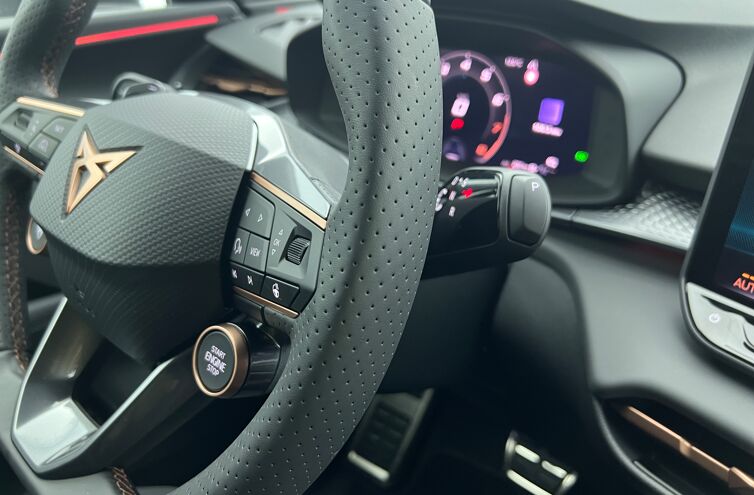 CUPRA Terramar SUV Hybride rechargeable Essence