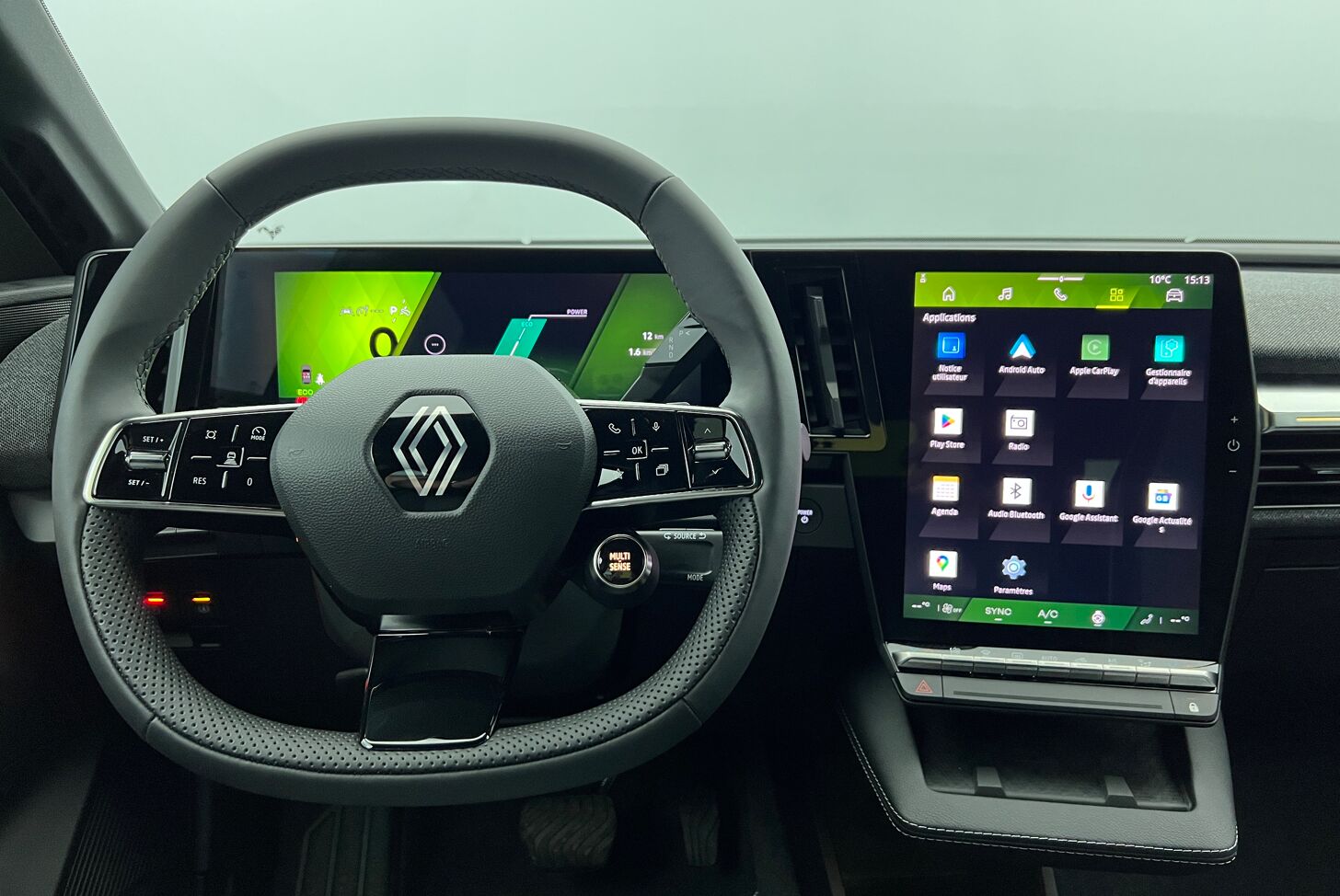 RENAULT Megane E-Tech électrique Berline Electrique 