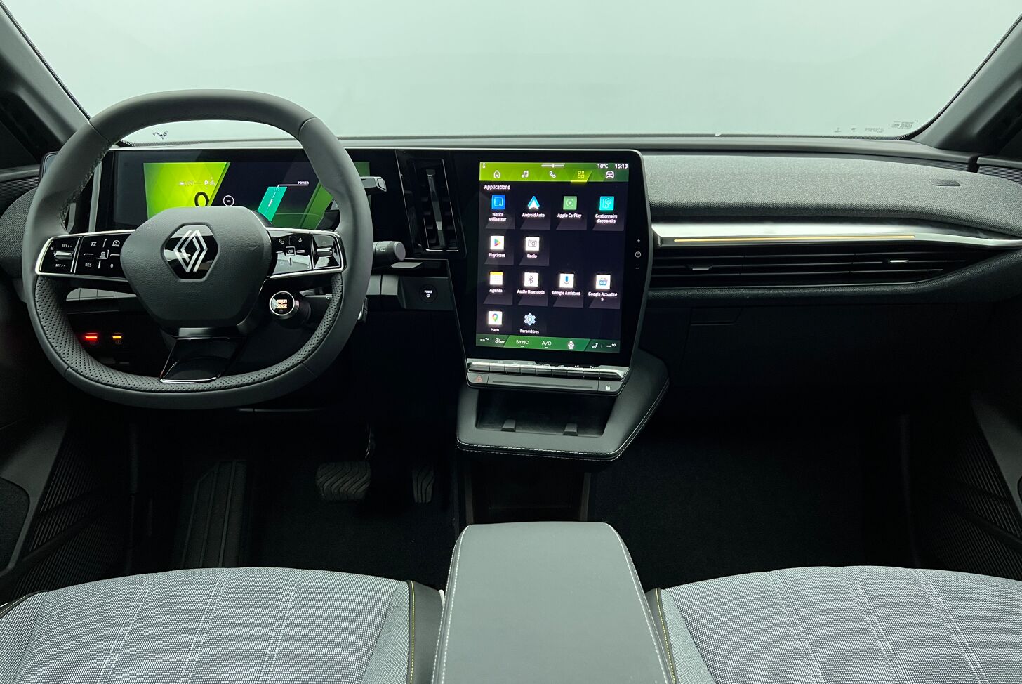 RENAULT Megane E-Tech électrique Berline Electrique 