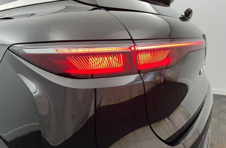 RENAULT Megane E-Tech électrique Berline Electrique