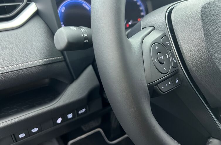 TOYOTA Rav4 SUV Hybride Essence