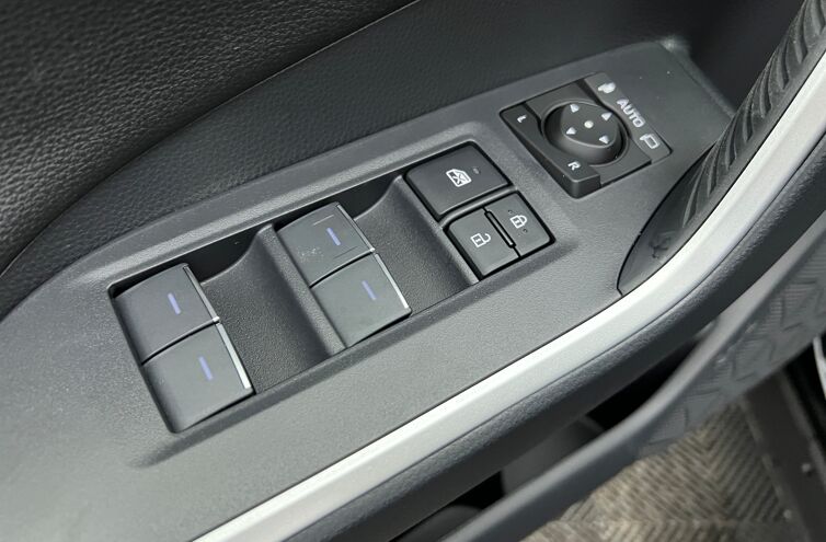 TOYOTA Rav4 SUV Hybride Essence