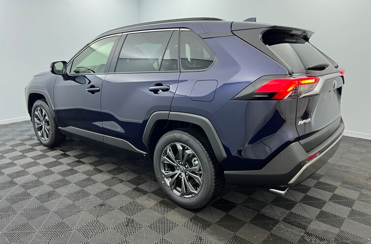 TOYOTA Rav4 SUV Hybride Essence