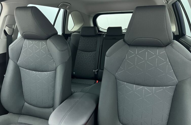 TOYOTA Rav4 SUV Hybride Essence
