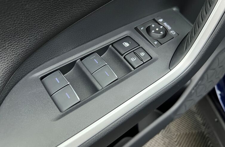 TOYOTA Rav4 SUV Hybride Essence