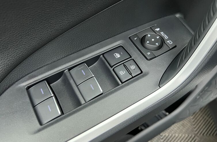 TOYOTA Rav4 SUV Hybride Essence