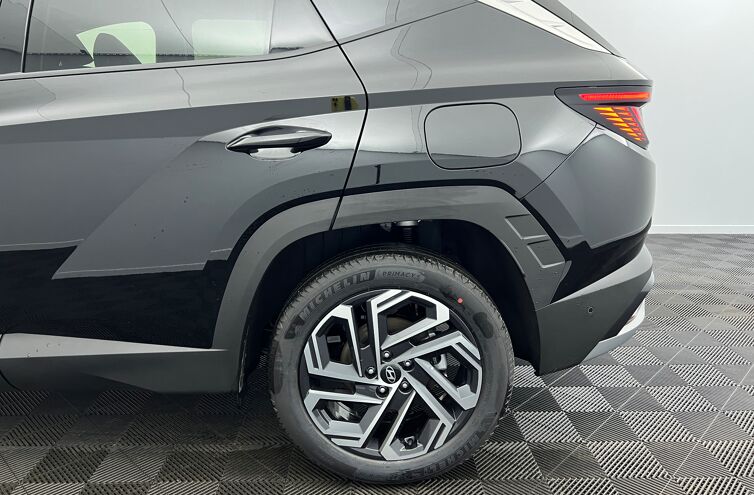 HYUNDAI Tucson SUV Hybride Essence