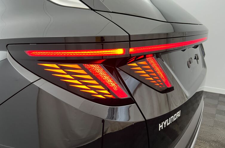 HYUNDAI Tucson SUV Hybride Essence