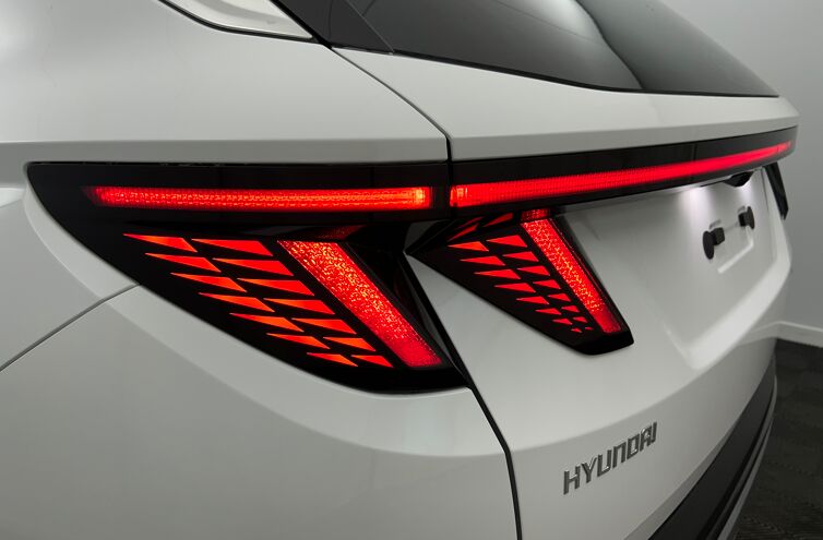 HYUNDAI Tucson SUV Hybride Essence