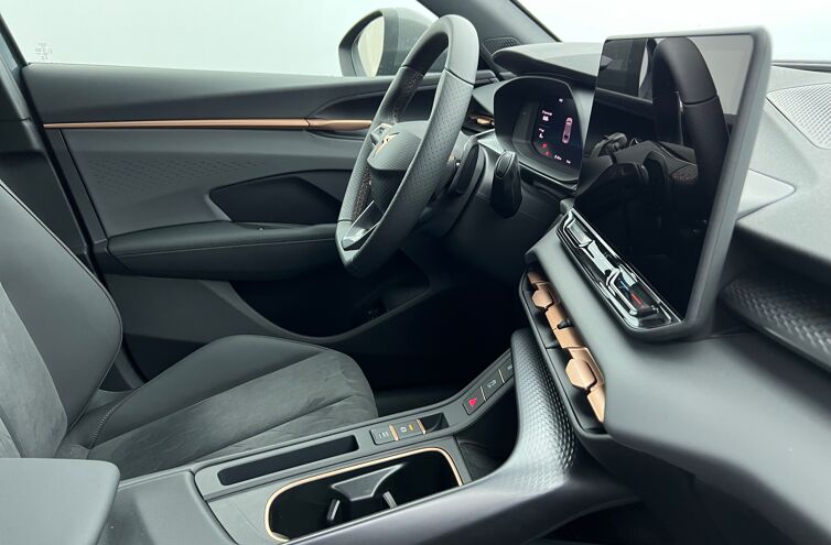 CUPRA Terramar SUV Hybride rechargeable Essence