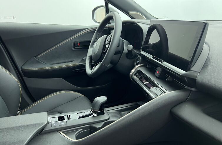 TOYOTA C-HR SUV Hybride Essence