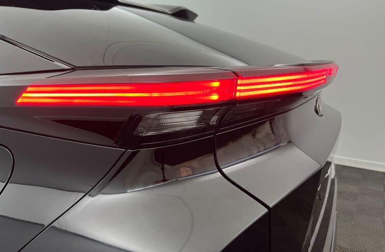 TOYOTA C-HR SUV Hybride Essence